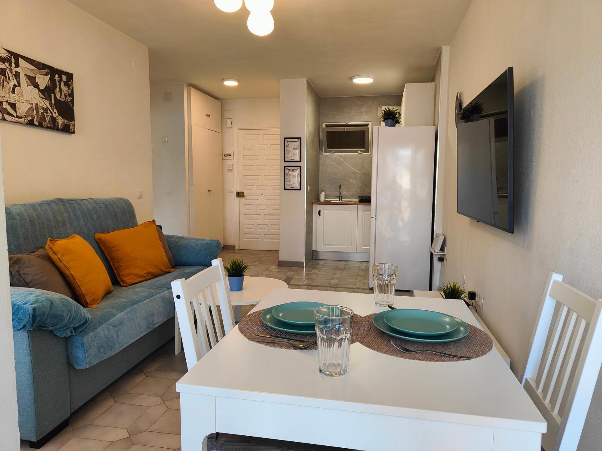 Apartamento Entero, Enormes Piscinas, Terraza Y Playa Benalmádena Esterno foto