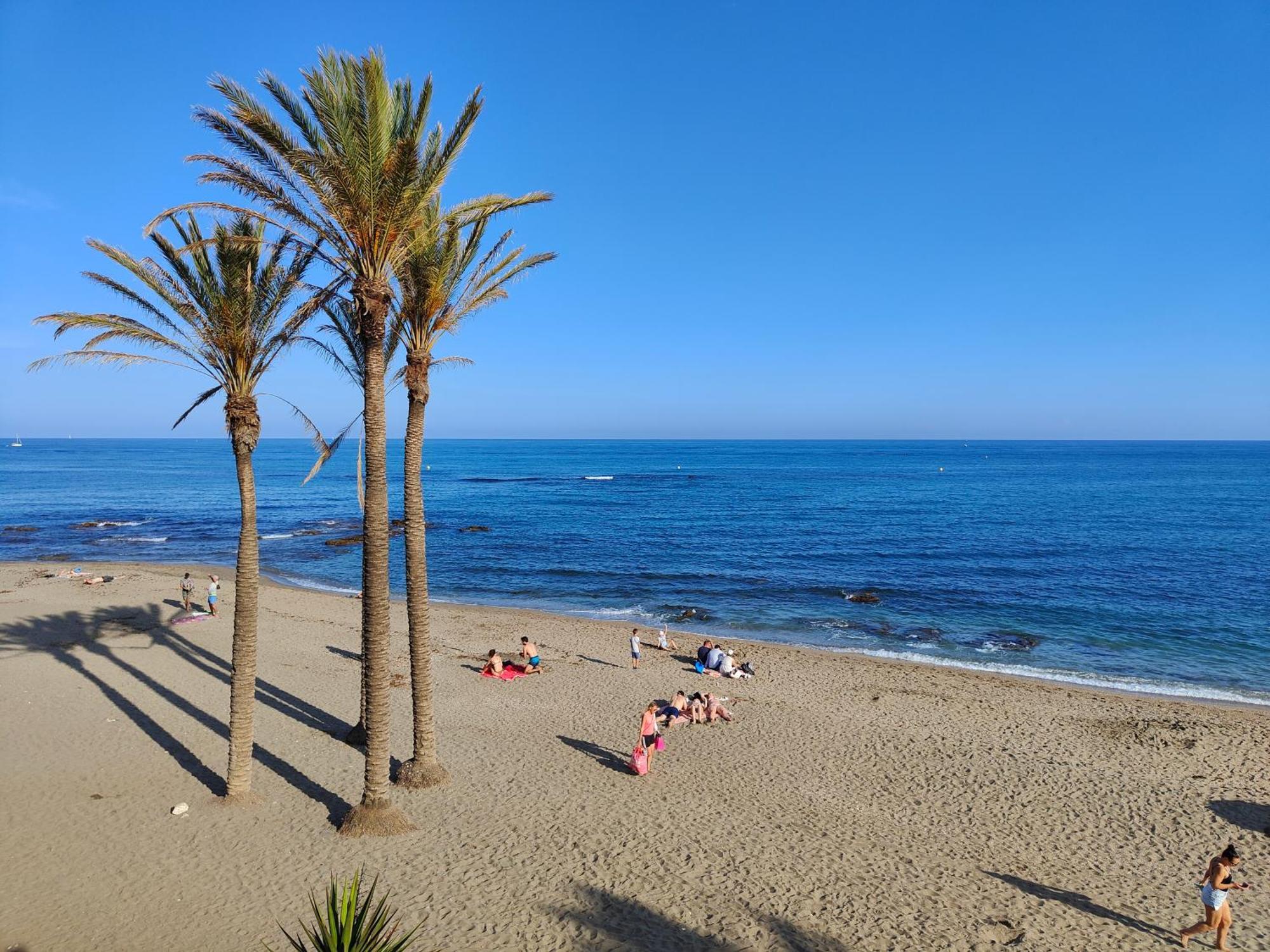 Apartamento Entero, Enormes Piscinas, Terraza Y Playa Benalmádena Esterno foto