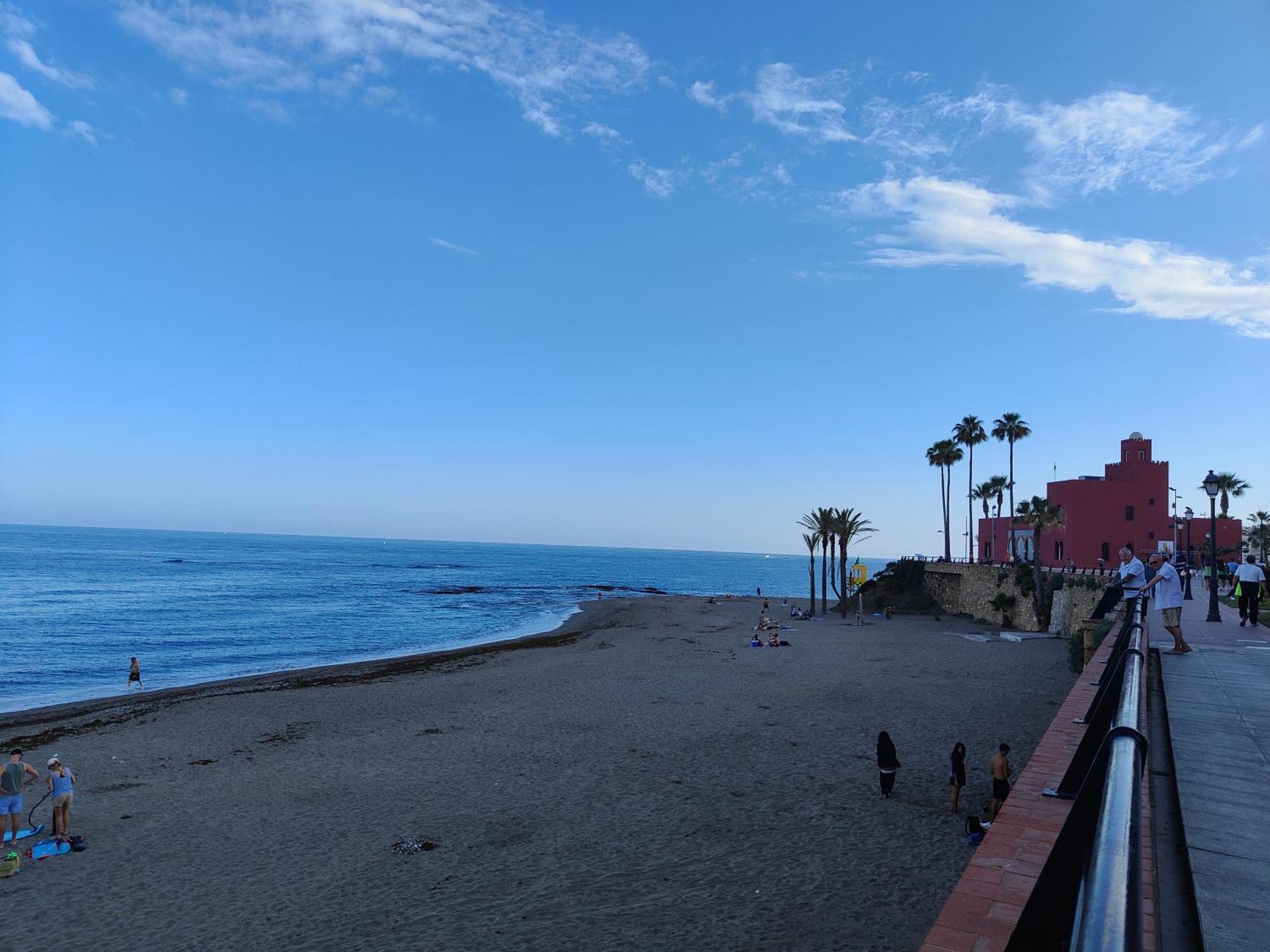 Apartamento Entero, Enormes Piscinas, Terraza Y Playa Benalmádena Esterno foto